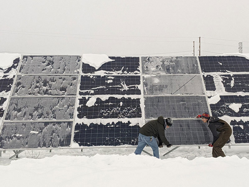 Sistemas solares durante el invierno: 10 consejos para sobrevivir